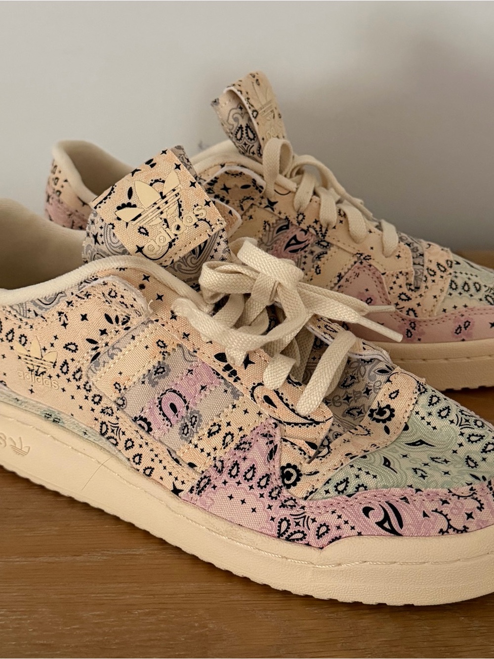 Women’s Adidas Pastel Bandana-Print Sneakers - Cream, Pink, Mint 8.5